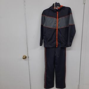 Boys starter 2 piece athletic set size XL(14-16)
